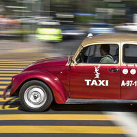 Pocos lo saben, pero el auto más vendido en la historia de México no es el Vocho. Es uno japonés