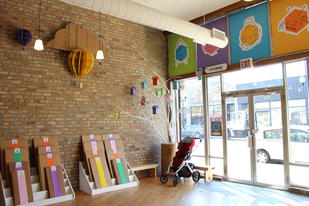 Tienda de juguetes cartón