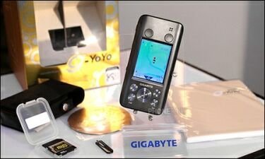Gigabyte g-YoYo, móvil con GPS