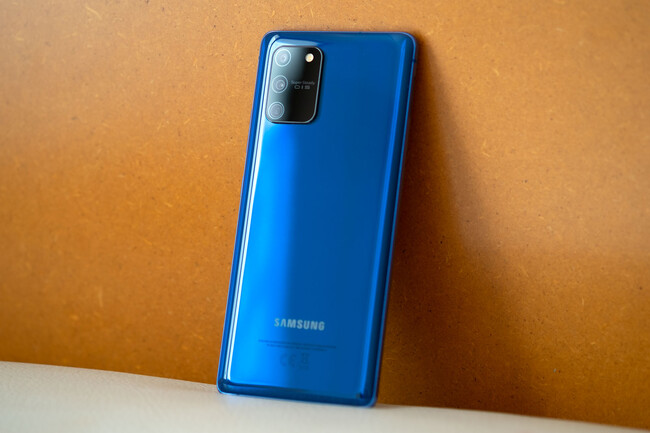 Samsung Galaxy S10 Lite Trasera 06