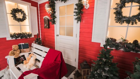 Decora tu terraza con elementos naturales para disfrutar una Navidad con bajo presupuesto