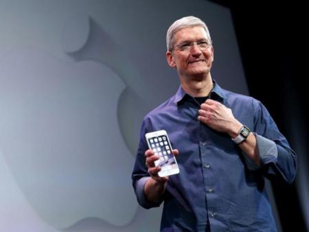 Tim Cook asegura que el Apple Watch será capaz de controlar el Apple TV