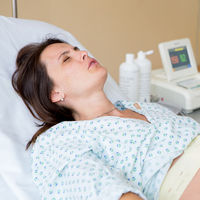 ¿Es el gas de la risa una buena alternativa a la epidural?