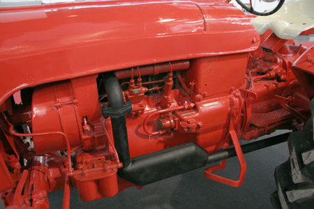 Tractor Porsche en SalÃ³n Auto Retro 2008