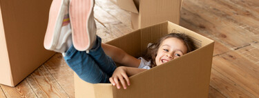 La razón psicológica por la que los niños prefieren jugar con la caja que con el regalo 