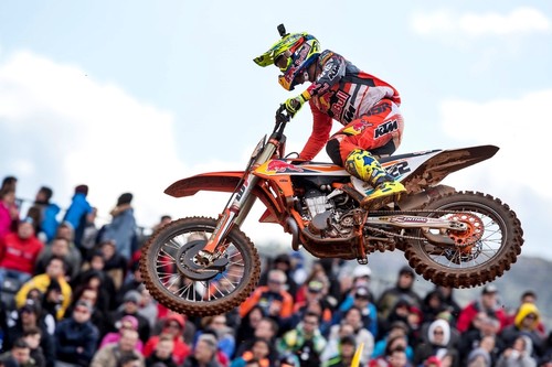 Valencia vibró con el Motocross: Cairoli recupera el liderato de MXGP y Jonass es implacable en MX2 