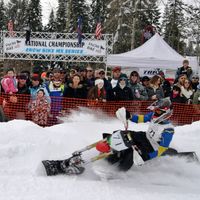 Las transformaciones a moto de nieve ya tienen su propio campeonato, en EE.UU. cómo no