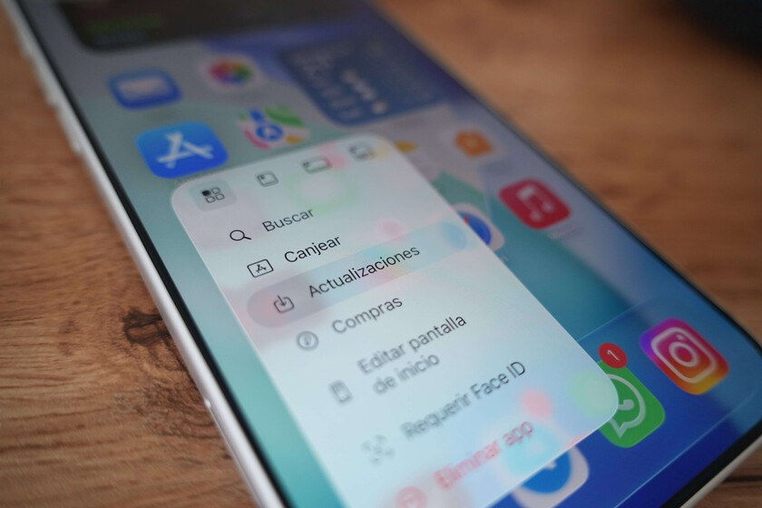 Apple ha complicado un poco más la vida a quienes actualizamos las apps a mano. La solución es un veterano truco