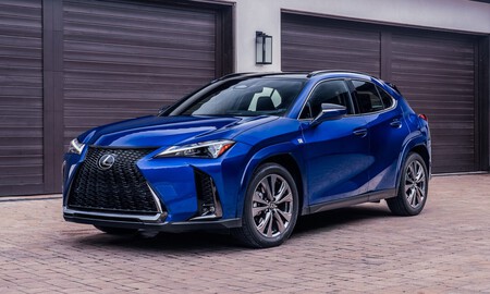 LEXUS UX