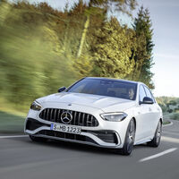 Ya está aquí el nuevo Mercedes-AMG C 43: una berlina deportiva microhíbrida con 408 CV y turbocompresor eléctrico