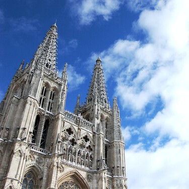 Esta imponente catedral es la única de España nombrada Patrimonio de la Humanidad de forma independiente al resto de la ciudad 