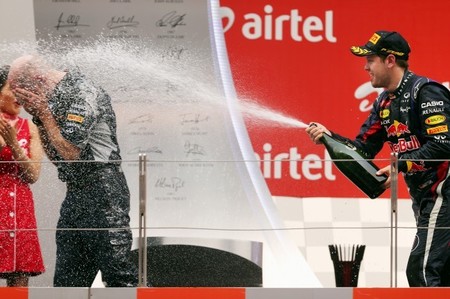 Ferrari podría haberle ofrecido doblar el sueldo a Adrian Newey