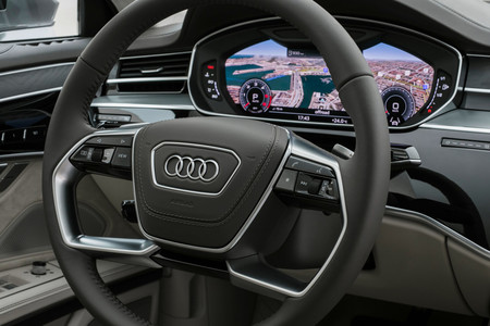 Audi A8 2018 panel instrumentos
