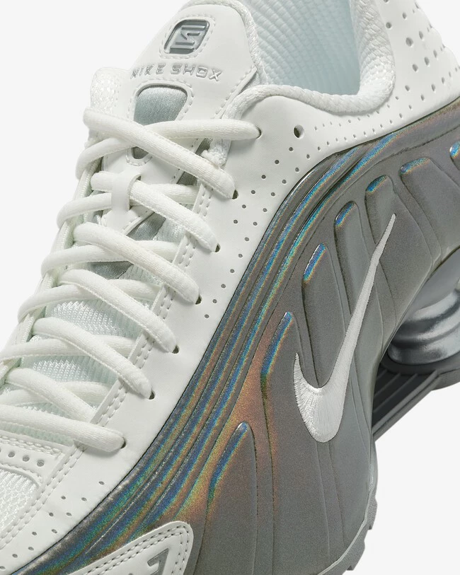 W Nike Shox R4