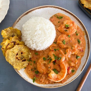 Encocado de camarón: una de las recetas más populares de la costa ecuatoriana  