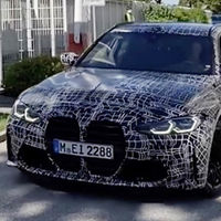 Así de bien luce y suena el primer BMW M3 Touring de la historia, saliendo a hacer sus primeros kilómetros por carretera