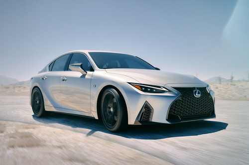 El Lexus IS 2021 se pone al día como una atrevida alternativa japonesa al Serie 3
