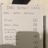 El tierno boletín de notas que elaboró un padre a su hija con autismo 