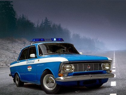 Recopilación de coches de policía extraños (si, todavía hay más)