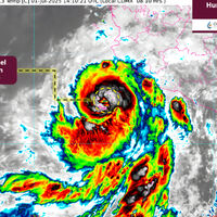 Flossie se convertirá en huracán categoría 3: así avanzará por el Pacífico y estos estados de México recibirán lluvias extremas