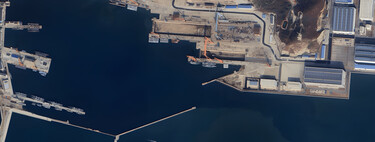 Imágenes por satélite no dejan dudas: China lanzó al mar una criatura submarina que reta a la ingeniería naval 