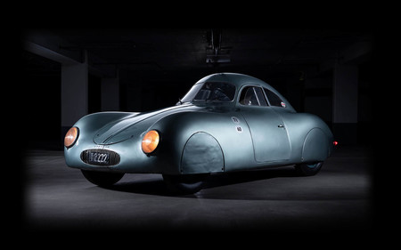 De 70 millones de dólares a no venderse: así ha acabado la puja del único “Porsche” Type 64 por un malentendido con las pujas