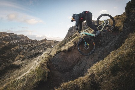 Santa Cruz Heckler 2 2022 002