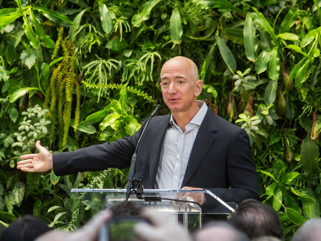 De fundar Amazon y comprar el Washington Post a volar al espacio: el camino de Jeff Bezos hasta ser uno de los hombres más poderosos de la tierra