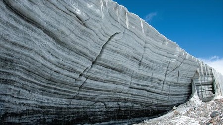Se descubren virus de más de 15.000 años de antigüedad congelados en un glaciar del Tíbet