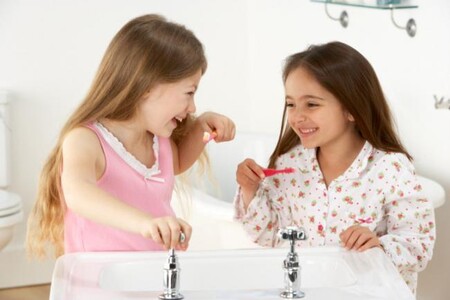 Colutorios infantiles: ¿son necesarios para cuidar la higiene bucal de los niños?