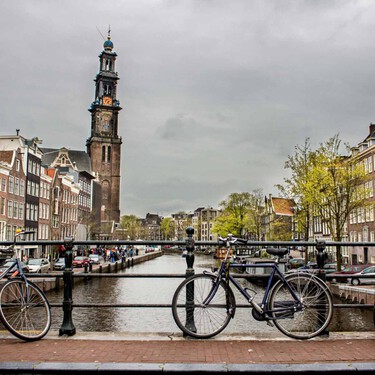 Esto es lo que significa 'dam' en el nombre de ciudades holandesas como Ámsterdam, Róterdam o Volendam 