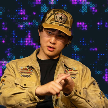 "Así es como debes vivir": el consejo de oro de un multimillonario de 28 años para que los jóvenes aprovechen al máximo la IA