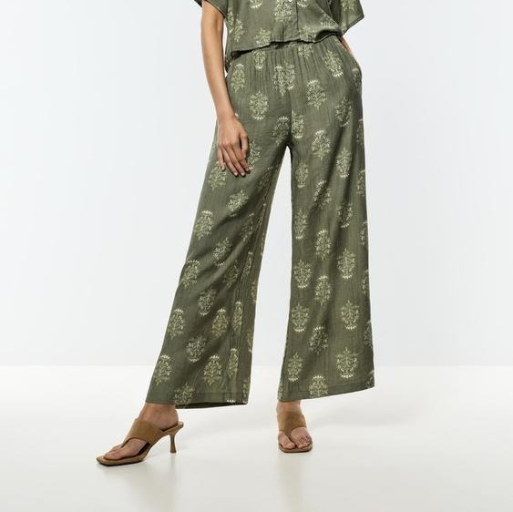 Pantalón culotte textura

