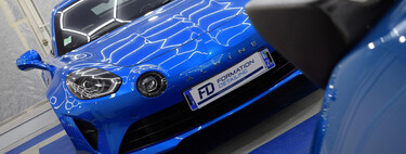 Llevo 20 años limpiando coches para fotos de pruebas y sé exactamente cuándo un lavadero de coches te está tomando el pelo 