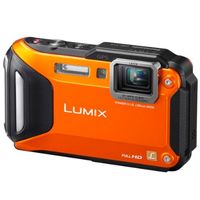 Todoterreno y resistente: así es la Panasonic Lumix DMC-FT5 que Mediamarkt tiene esta mañana a 269 euros