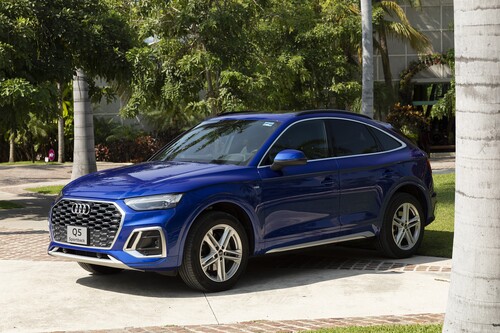Audi Q5 Sportback, al volante de un SUV que juguetea con el concepto de coupé
