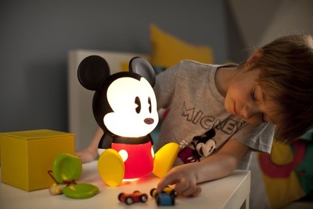 Philips se alía con Disney para iluminar la habitación de los peques