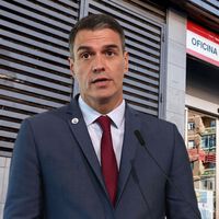 Está muy bien que España siga creando empleo a mansalva, pero no podemos seguir apoyándonos en servicios y estacionalidad