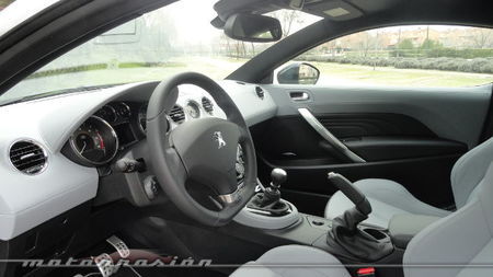 Peugeot RCZ 2013 2.0 HDi, interior