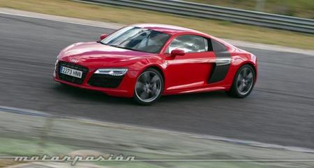 Audi R8 V10 S-Tronic derrapando