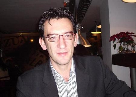"En España harían falta más bancos de leche". Entrevista al dr. Javier Calvo