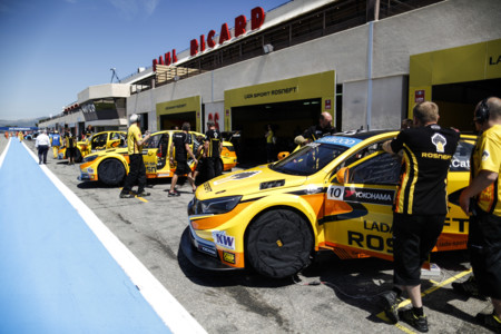 Mac3 Lada 2016 Pitlane