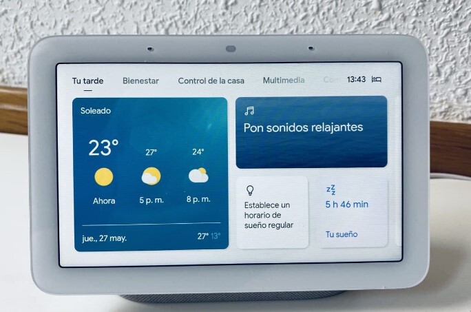 PcComponentes desploma el precio del altavoz WiFi “inteligente” Google Nest Hub 2: con pantalla táctil y Google Assistant
