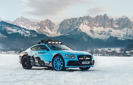 El Bentley Continental GT Ice Race abandona el asfalto para divertirse de lo lindo en la nieve
