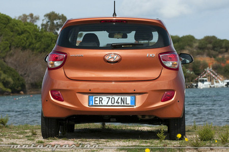 Hyundai i10 2013, presentación y prueba en Cerdeña