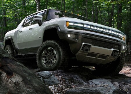 El GMC Hummer EV es un peso pesado... en báscula marcaría más de 4 toneladas