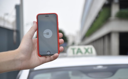 El Supremo respalda a Uber y deroga las restricciones a la actividad de los VTC aprobadas por la presión del sector del taxi