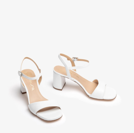 sandalias blancas