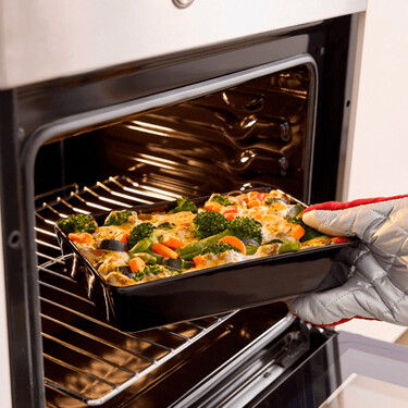 Ya disponibles en Aldi los moldes de gres perfectos para reconciliarse con el horno y prepara todo tipo de recetas