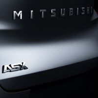 El Mitsubishi ASX se asoma en su primera imagen, y compartirá algo más que ADN con el SUV superventas de Renault